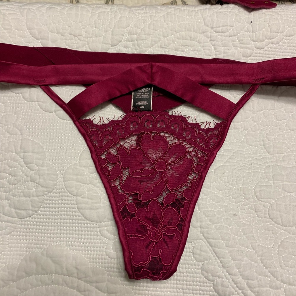 Christmas Bra Set 2016 - Picture 3 of 3